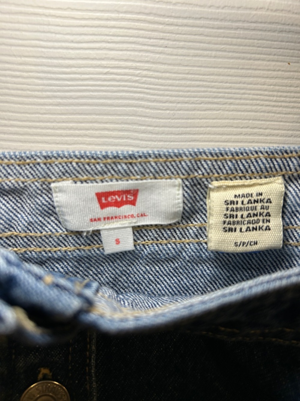 Levi’s Button-Front Denim Mini Dress with Adjustable Straps & Pockets, Size S - Picture 2 of 7